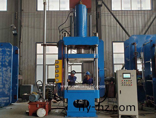 1000T 空氣彈簧(huang)硫化(hua)機(ji)