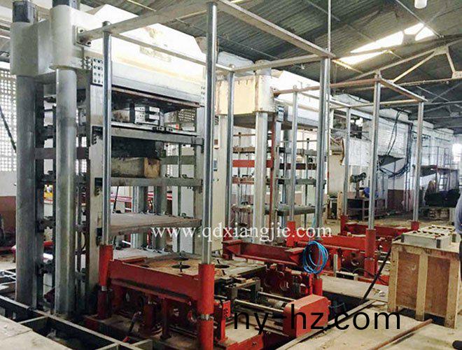 雙聯(lián)(lian)實(shí)(shi)心(xin)胎(tai)硫(liu)化(hua)機(jī)