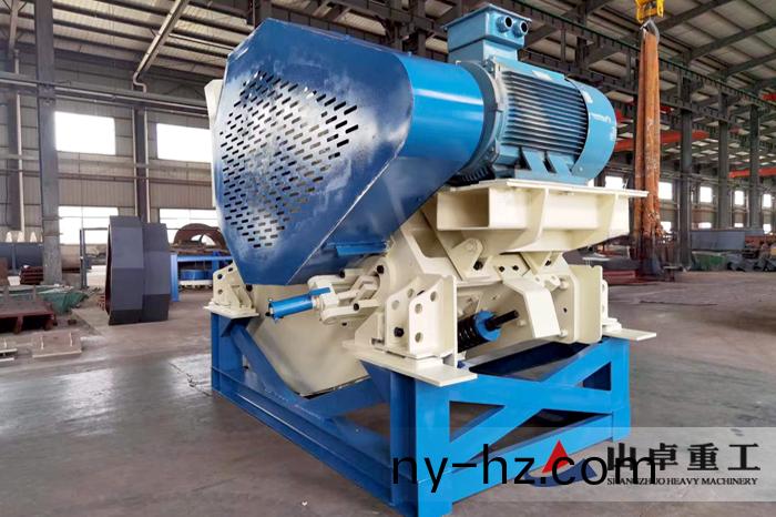 C係列顎式破(po)碎機(jī)