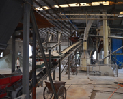 時産12噸玻瓈磨粉生産線